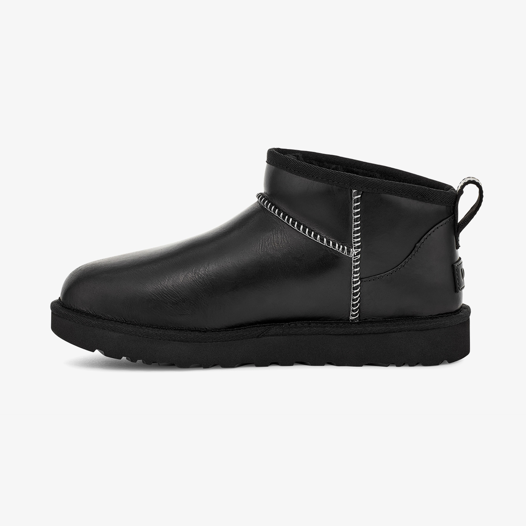 UGG Classic Ultra Mini Lthr Regen Kadın Siyah Bot