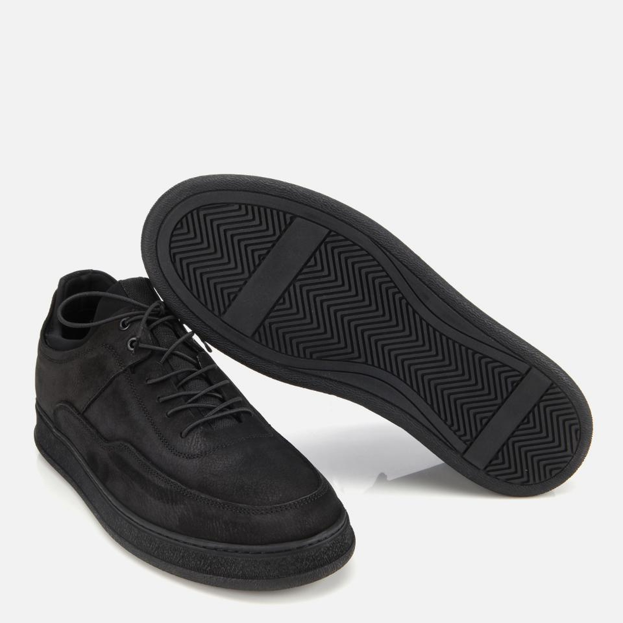 Erkek Nubuk Deri Siyah Rahat Tabanlı Spor Ayakkabı