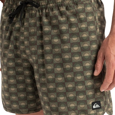  Quiksilver Surfsilk Scallop 16 Erkek Volley Short