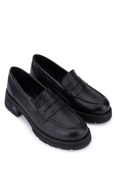  Tamer Tanca Kadın Hakiki Deri Siyah Jumbo Loafer Ayakkabı