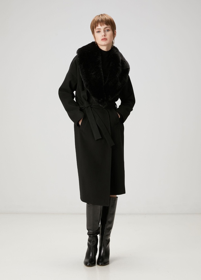  Beymen Club Kadın Siyah Kürk Yaka Kruvaze Palto