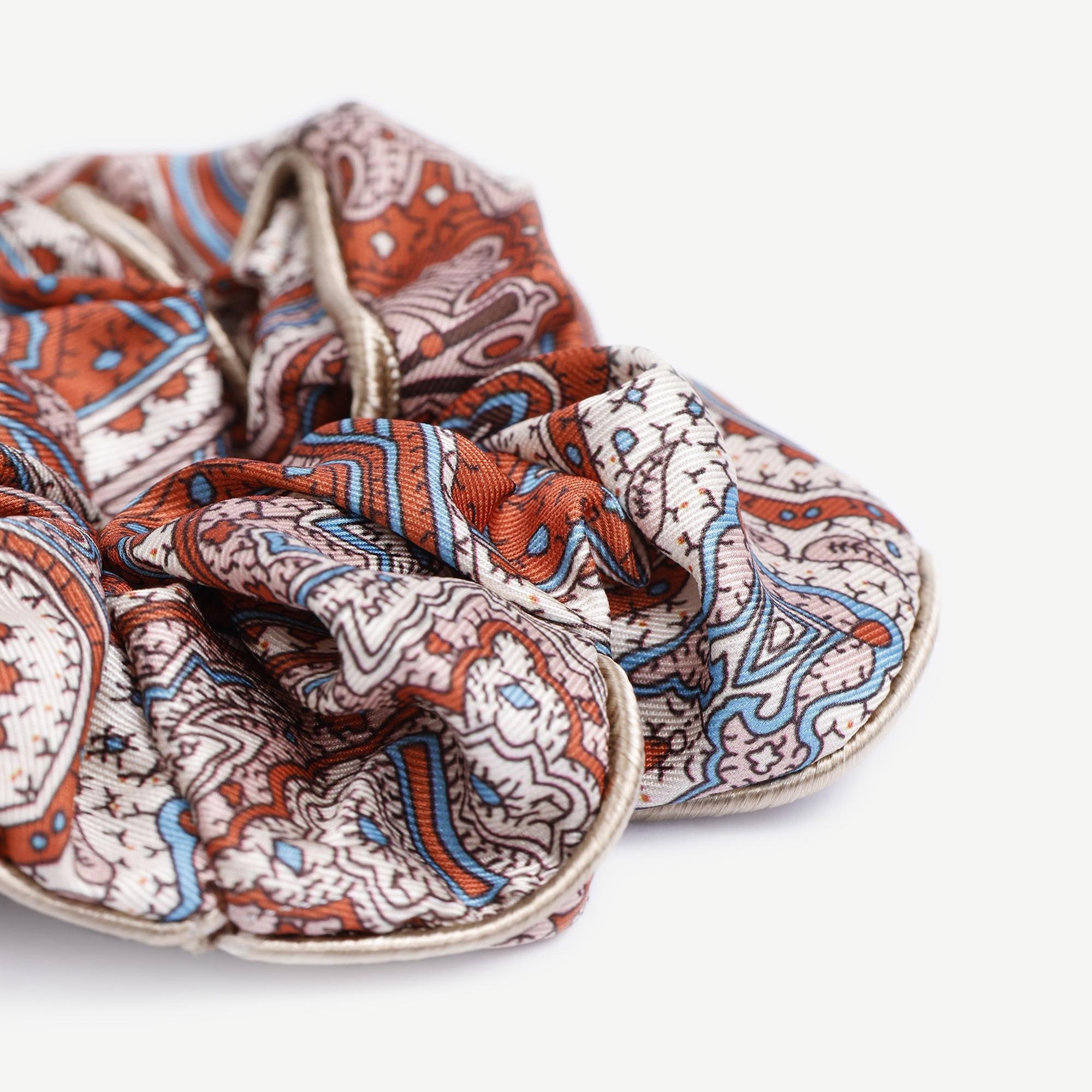 YARGICI Şal Desenli Toka