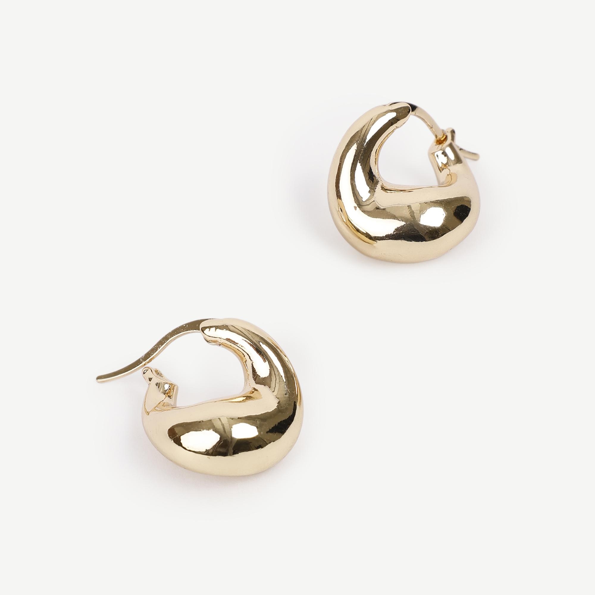 YARGICI Asimetrik Formlu Halka Küpe