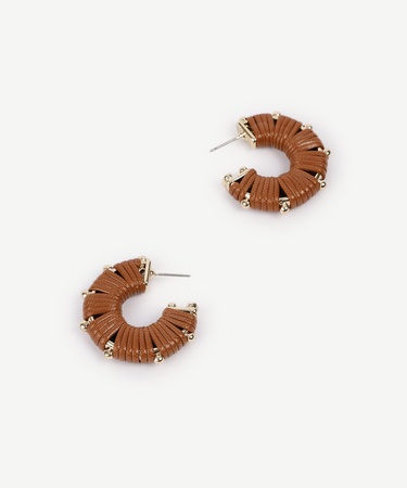  YARGICI Suni Deri Detaylı Halka Küpe