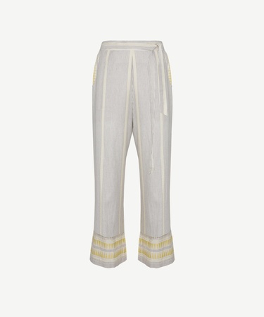  YARGICI KEMERLİ CROPPED BOY PANTOLON