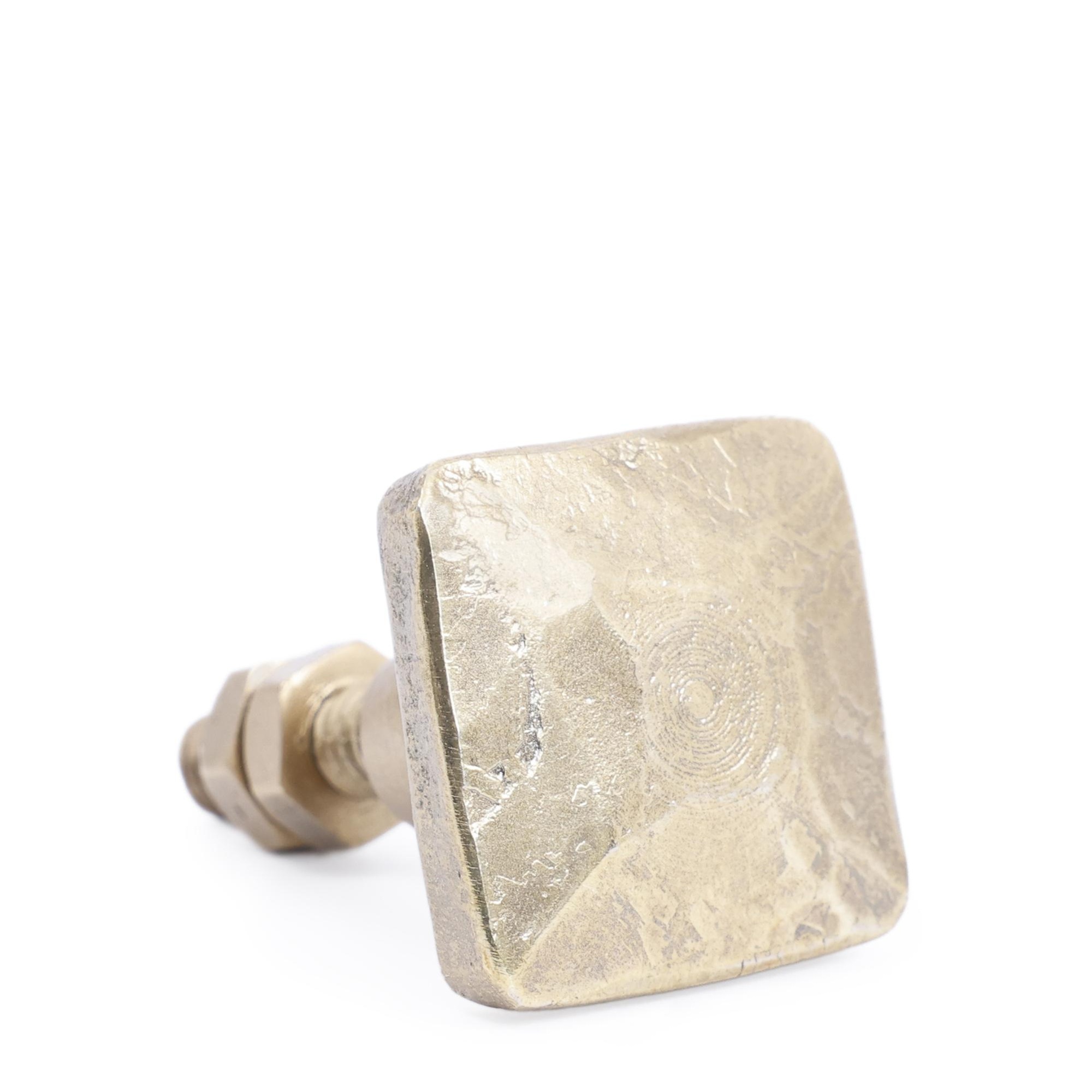 YARGICI Çekmece kulbu(3x4x3 cm)