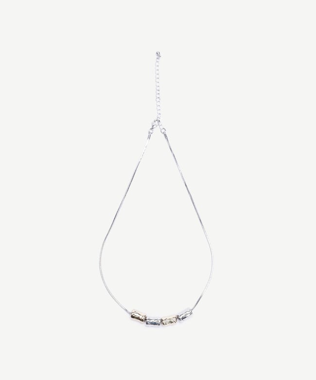  YARGICI İri Metal Boncuklu Kolye