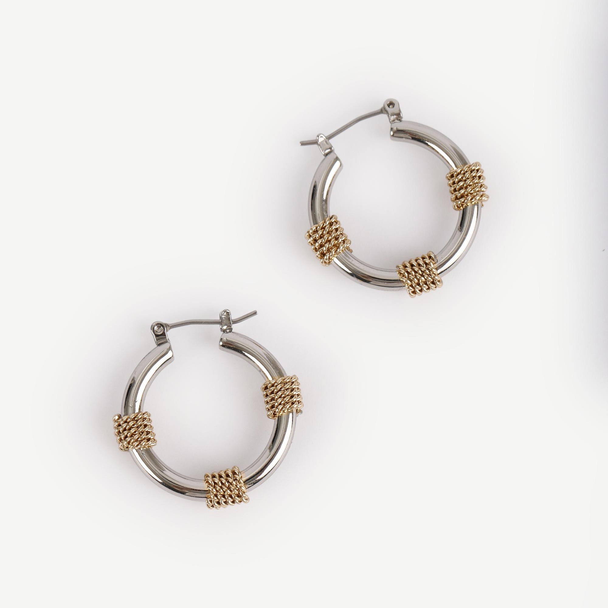 YARGICI Düğüm Detaylı Halka Küpe