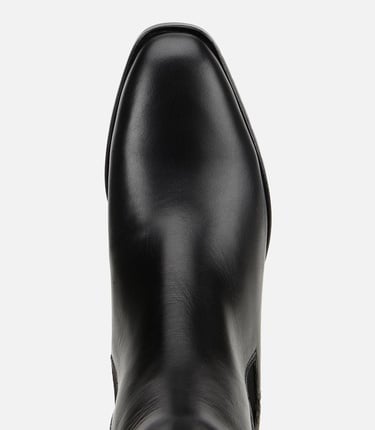  Kadın Deri Siyah Lastik Detaylı Düz Bot