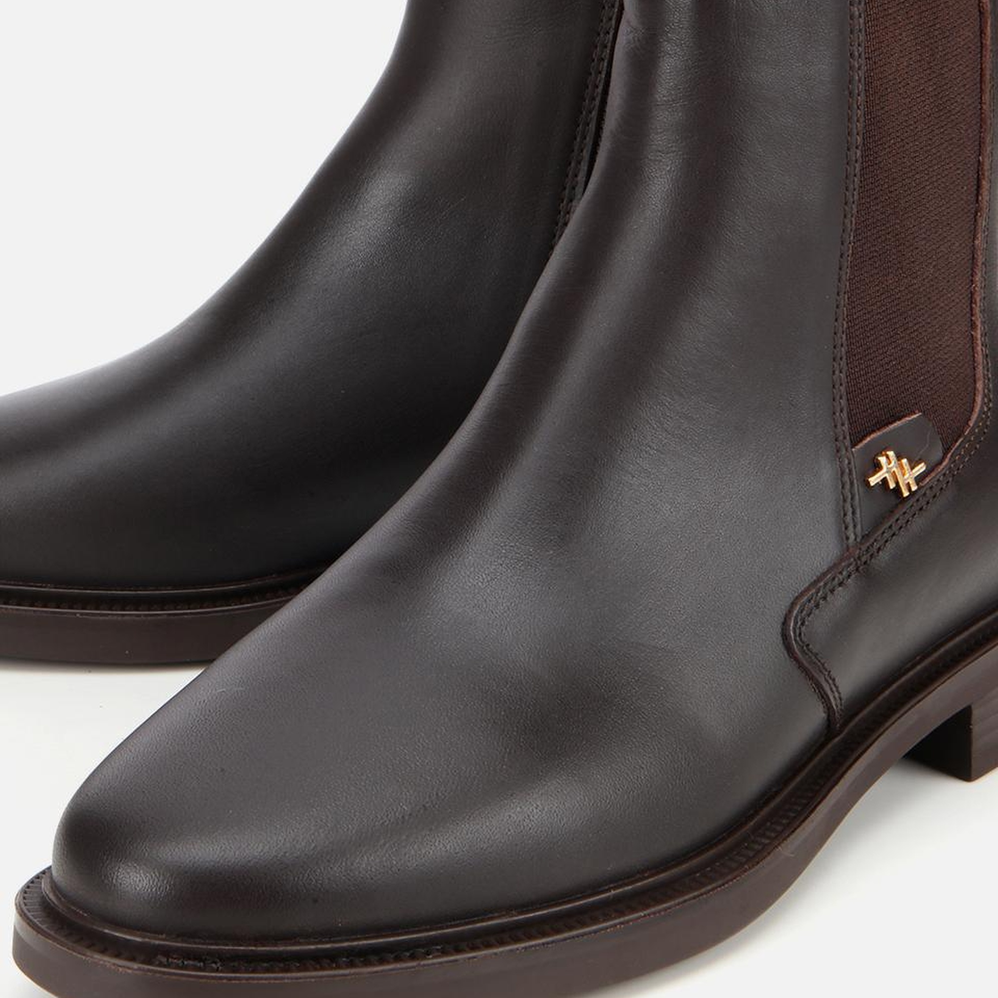 Kadın Deri Kahverengi Lastik Detaylı Bilekte Düz Bot