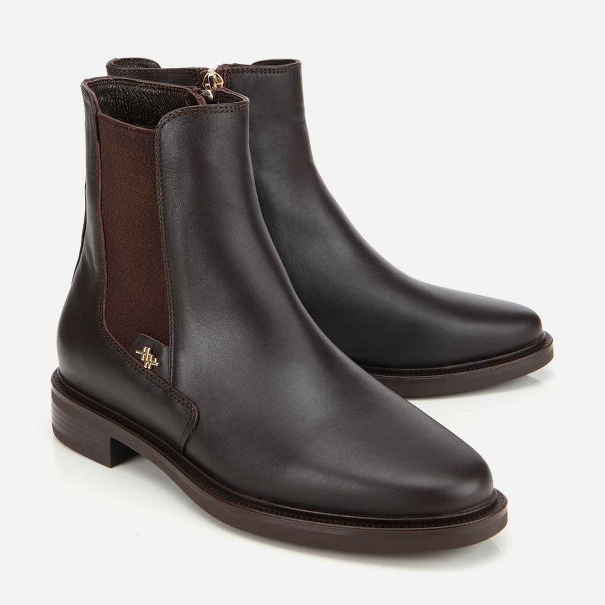 Kadın Deri Kahverengi Lastik Detaylı Bilekte Düz Bot