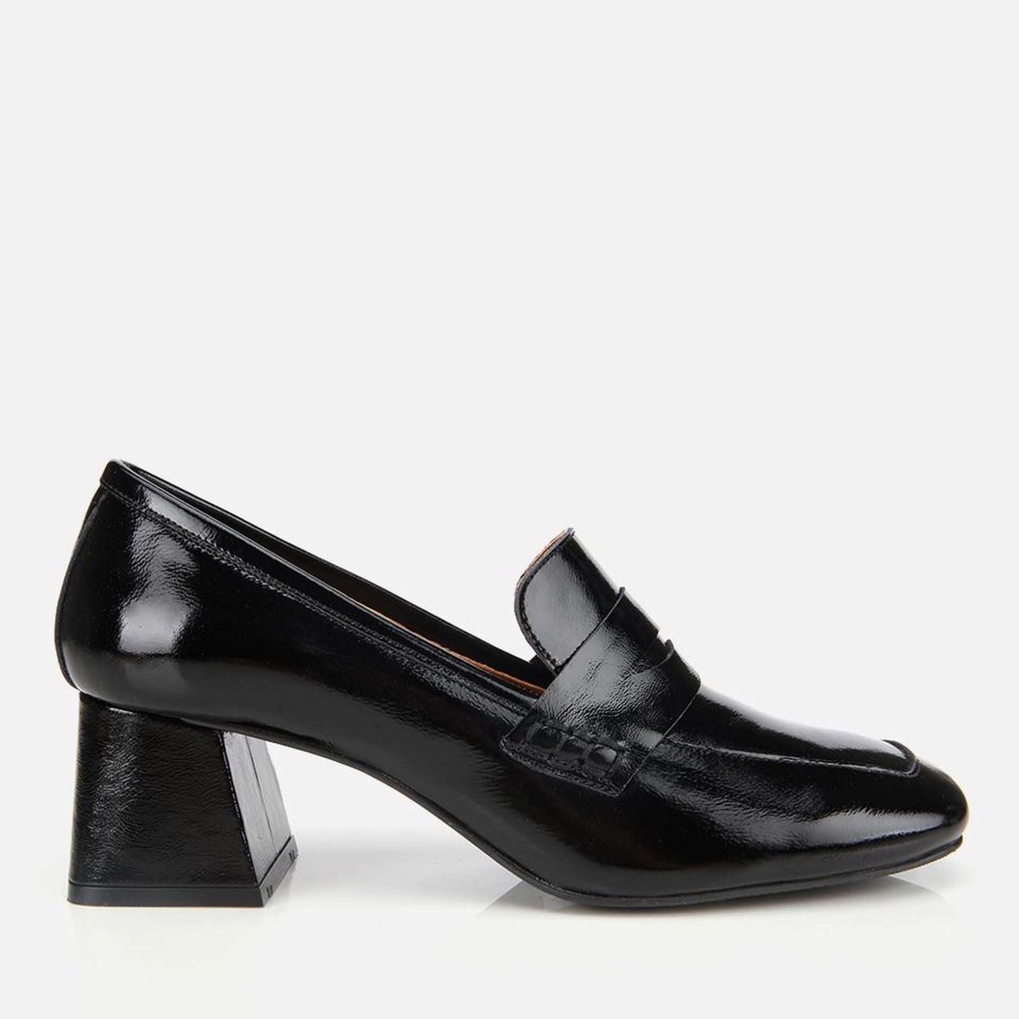 Kadın Rugan Deri Siyah Topuklu Klasik Loafer