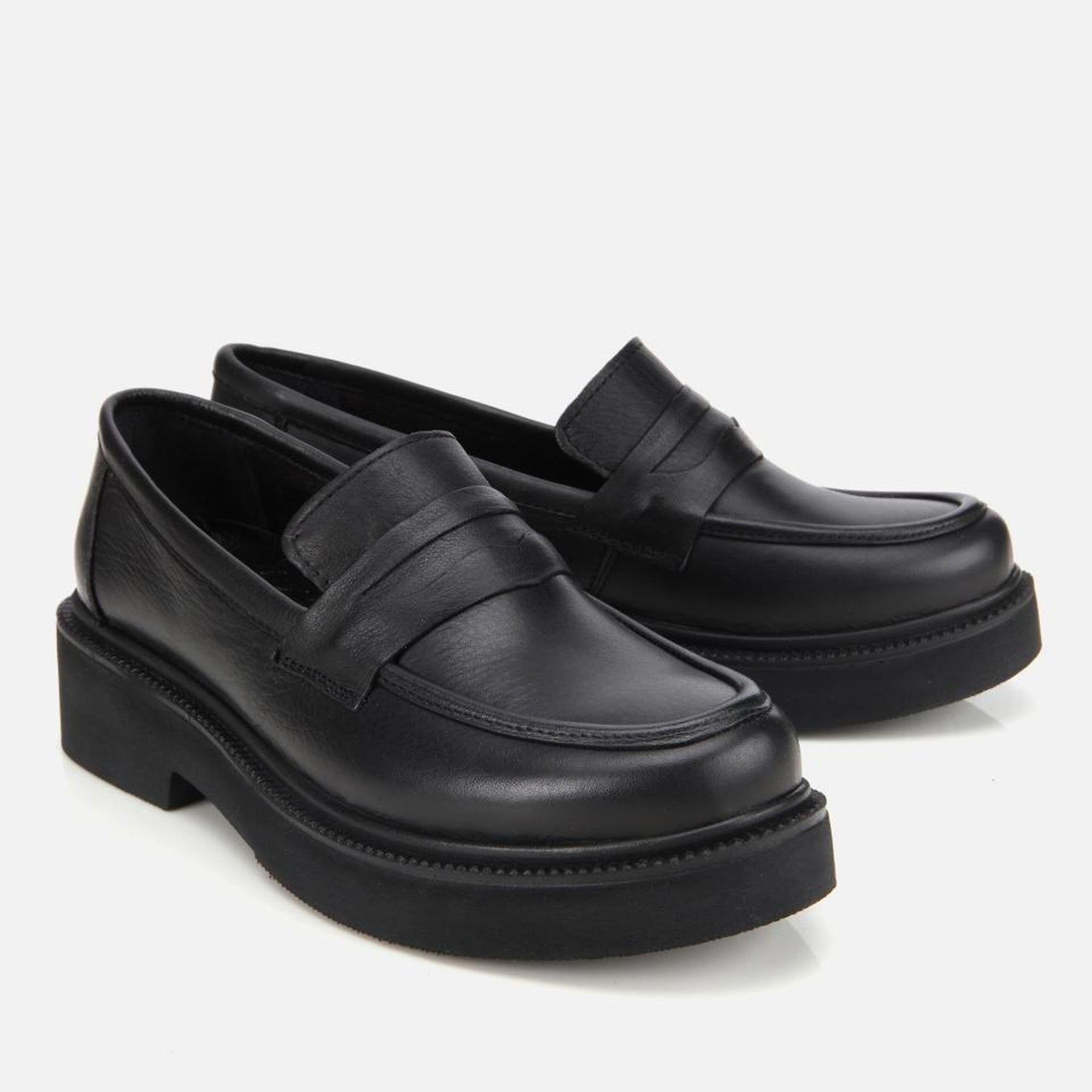 Kadın Deri Siyah Kalın Tabanlı Klasik Loafer