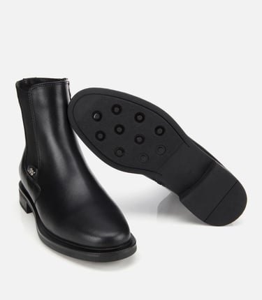  Kadın Deri Siyah Lastik Detaylı Bilekte Düz Bot