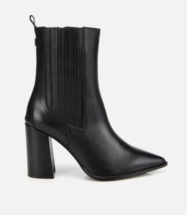  Kadın Deri Siyah Lastik Detaylı Topuklu Bot