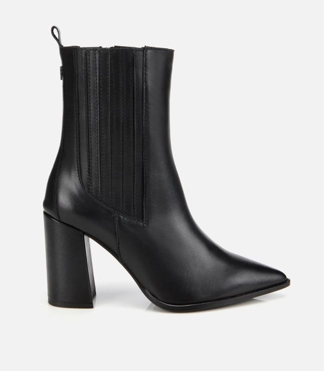  Kadın Deri Siyah Lastik Detaylı Topuklu Bot