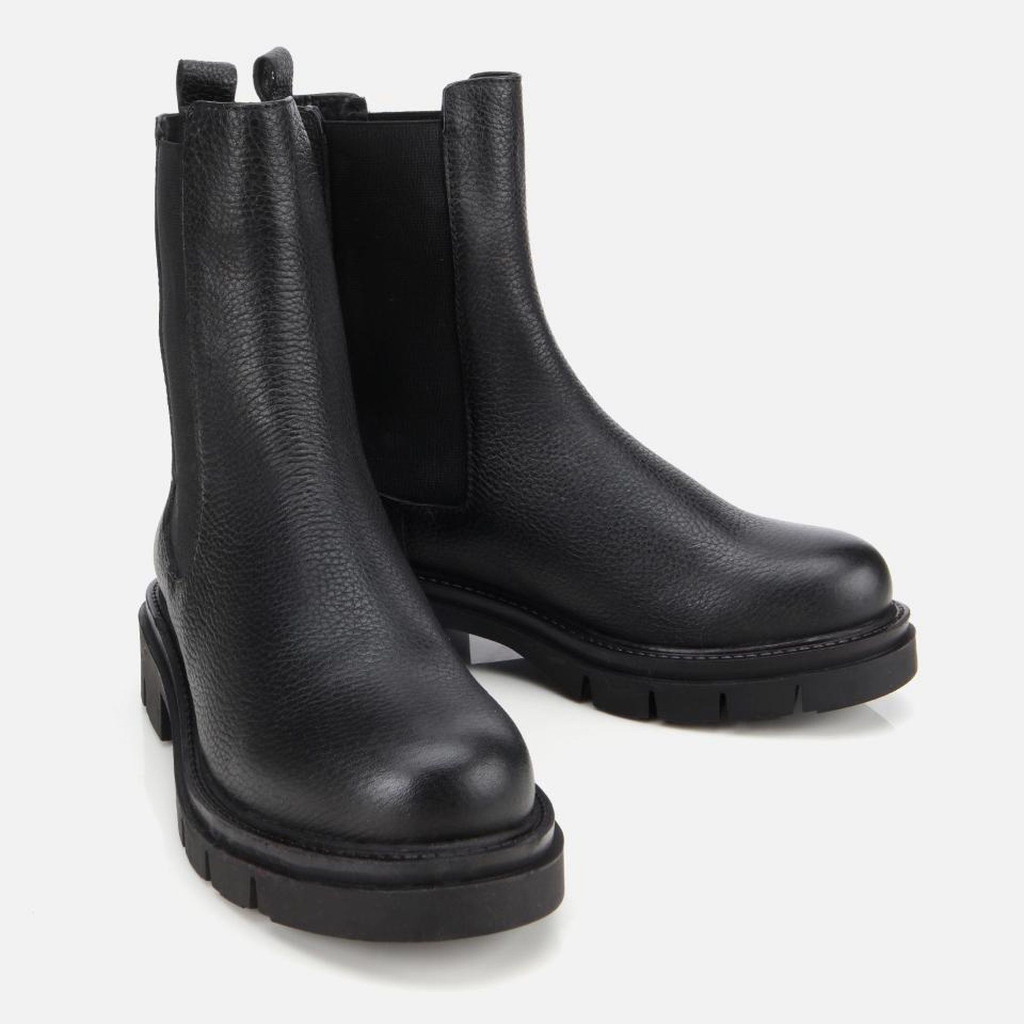 Kadın Deri Siyah Lastik Detaylı Düz Bot