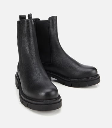  Kadın Deri Siyah Lastik Detaylı Düz Bot