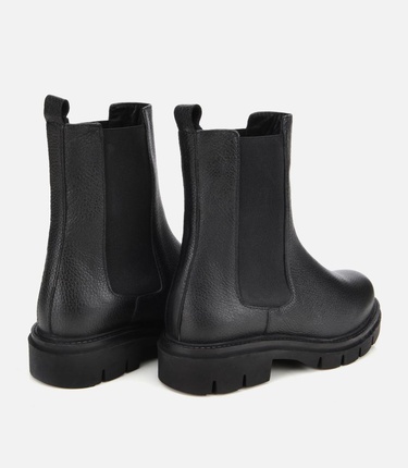  Kadın Deri Siyah Lastik Detaylı Düz Bot