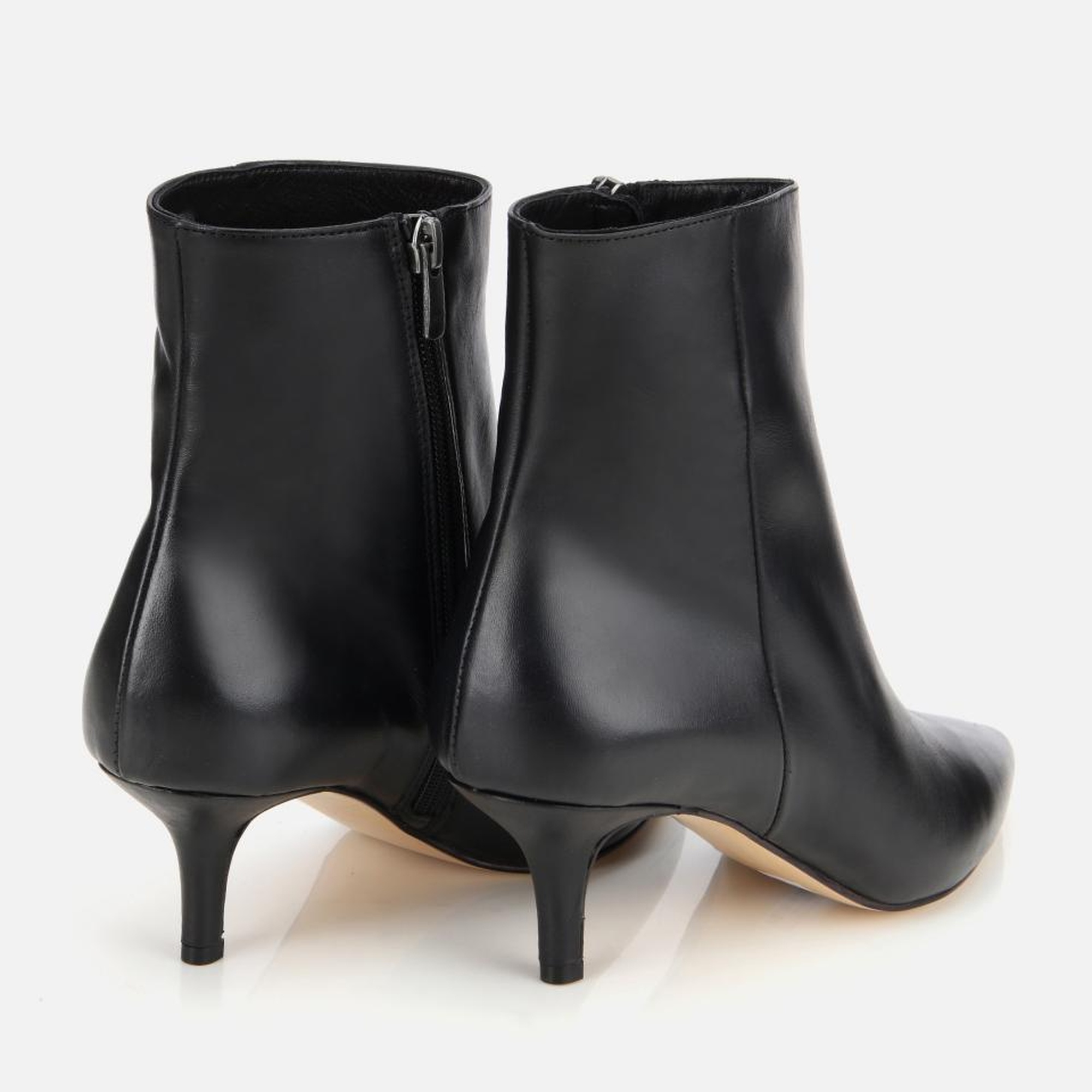 Kadın Deri Siyah Yarım Topuklu Bot