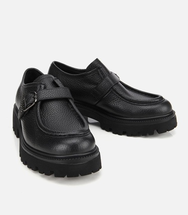  Kadın Deri Siyah Toka Detaylı Yüksek Tabanlı Günlük Loafer