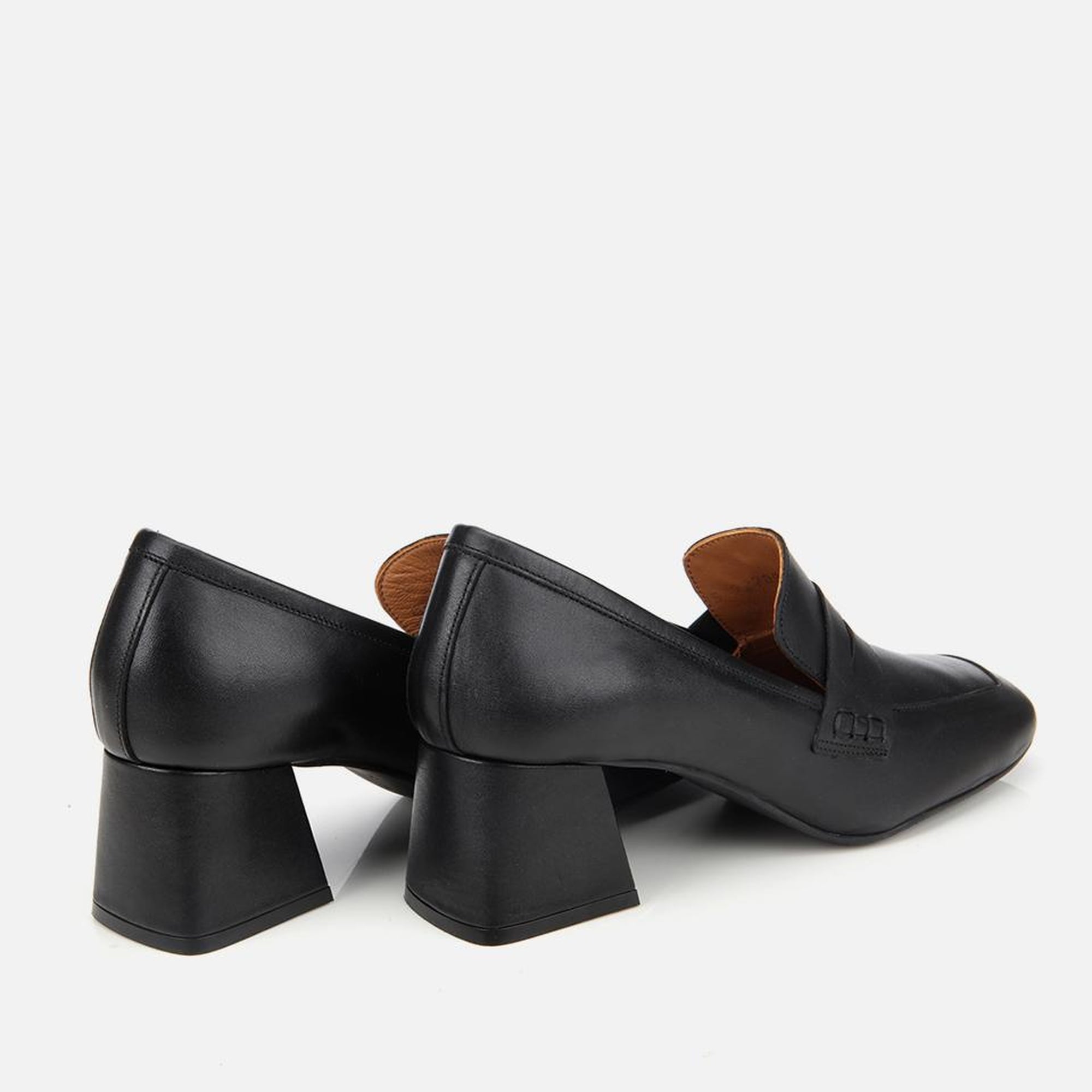 Kadın Deri Siyah Topuklu Loafer