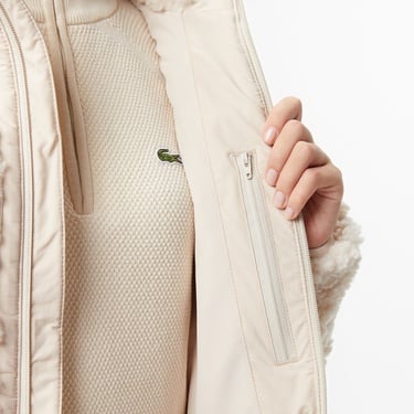  Lacoste Kadın Dik Yaka Beyaz Ceket