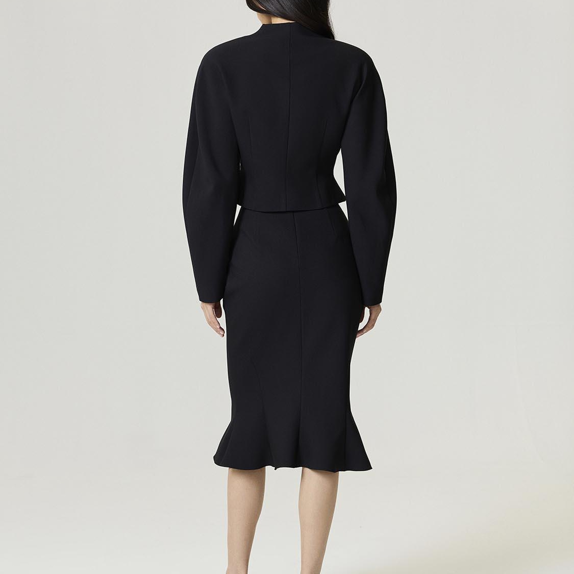 Asimetrik Düğme Kapamalı Ceket