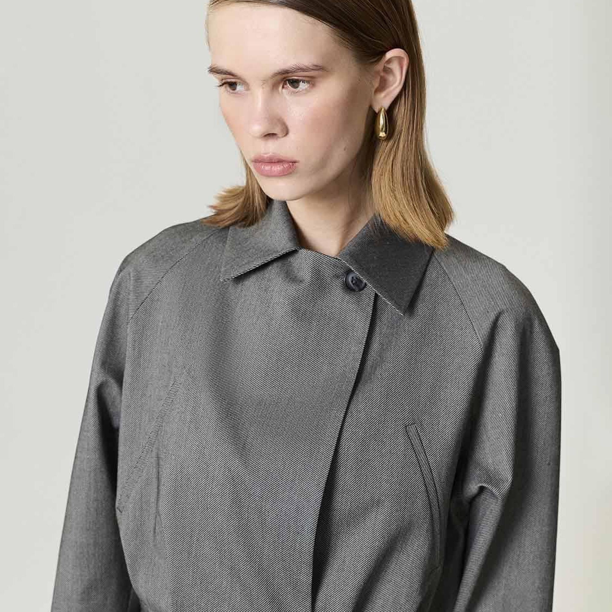 Gizli Pat Detaylı Ceket