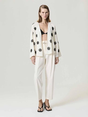  Nakış İşlemeli Kimono