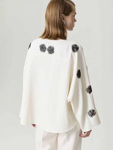  Nakış İşlemeli Kimono