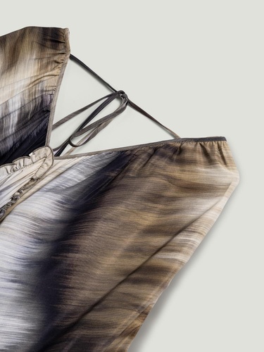  Batik Desenli Maxi Elbise