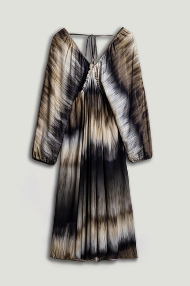  Batik Desenli Maxi Elbise