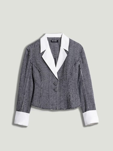  Dikiş Detaylı Ceket