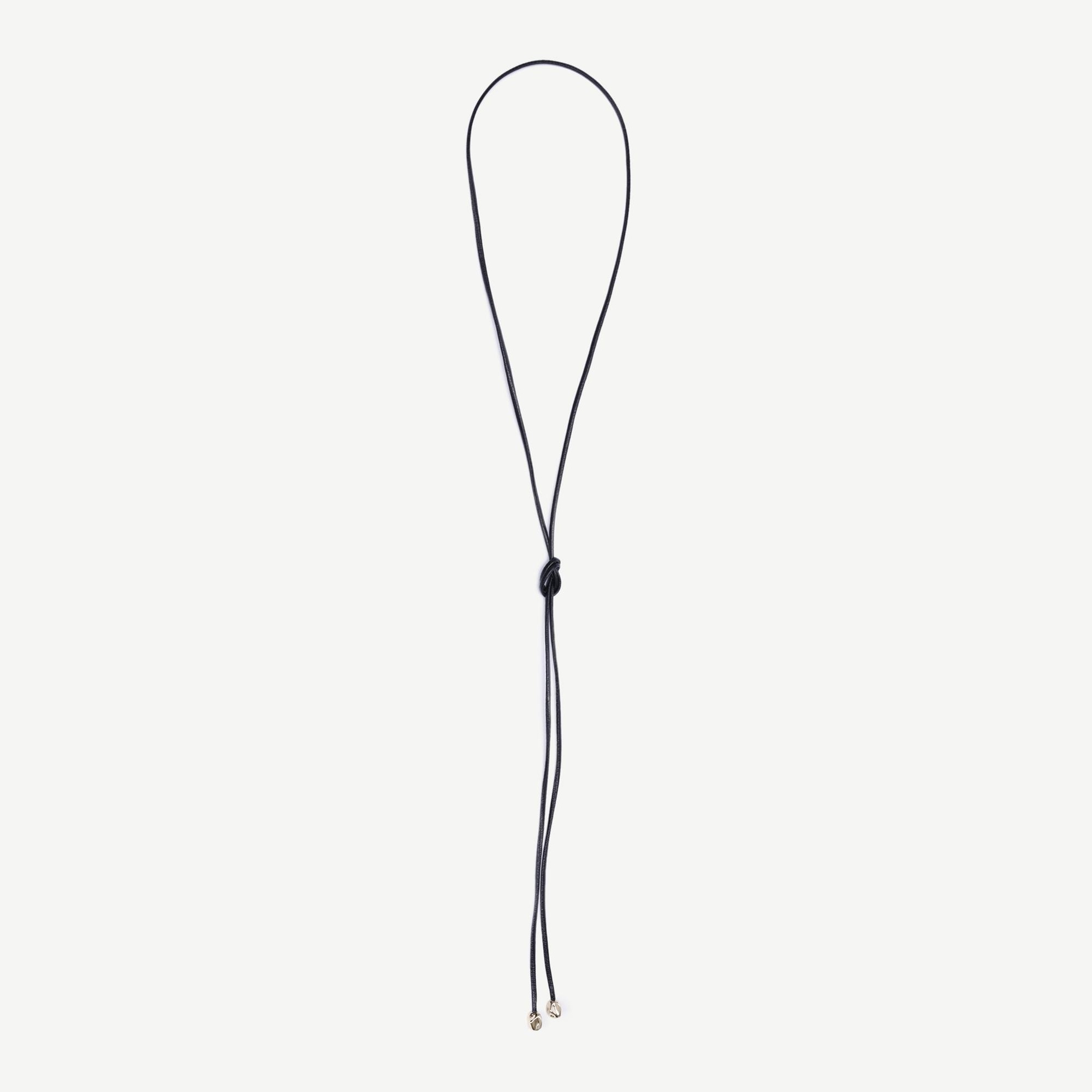 YARGICI Uç Detaylı Deri Kolye