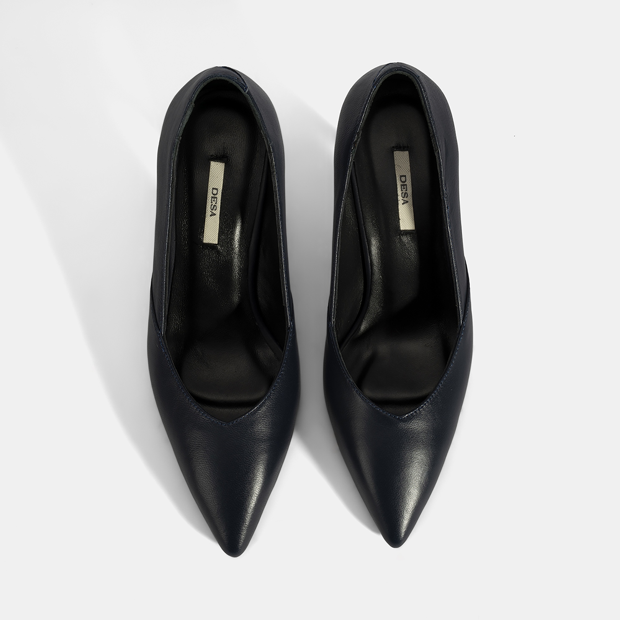 Kadın Lacivert Deri Topuklu Klasik Ayakkabı