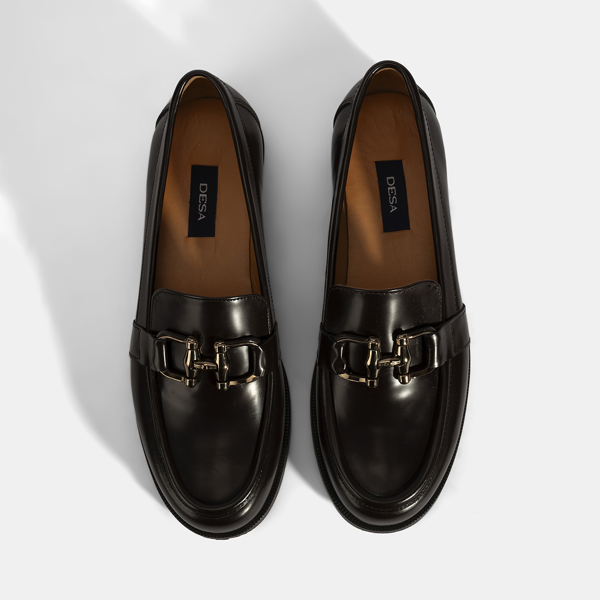 Kadın Kahve Metal Toka Detaylı Deri Loafer