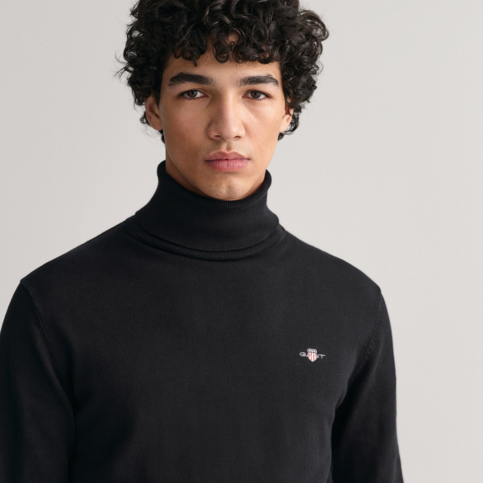 GANT Erkek Siyah Regular Fit Boğazlı Yaka Kazak