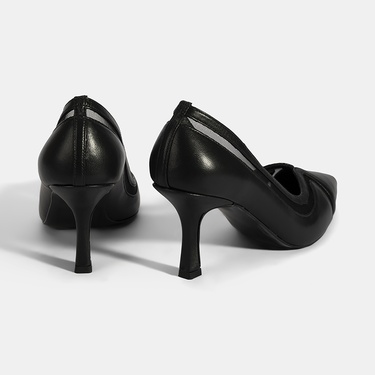  Kadın Siyah Deri Topuklu Ayakkabı