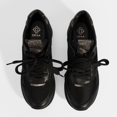  Kadın Siyah Bağcıklı Dolgu Topuklu Spor Ayakkabı