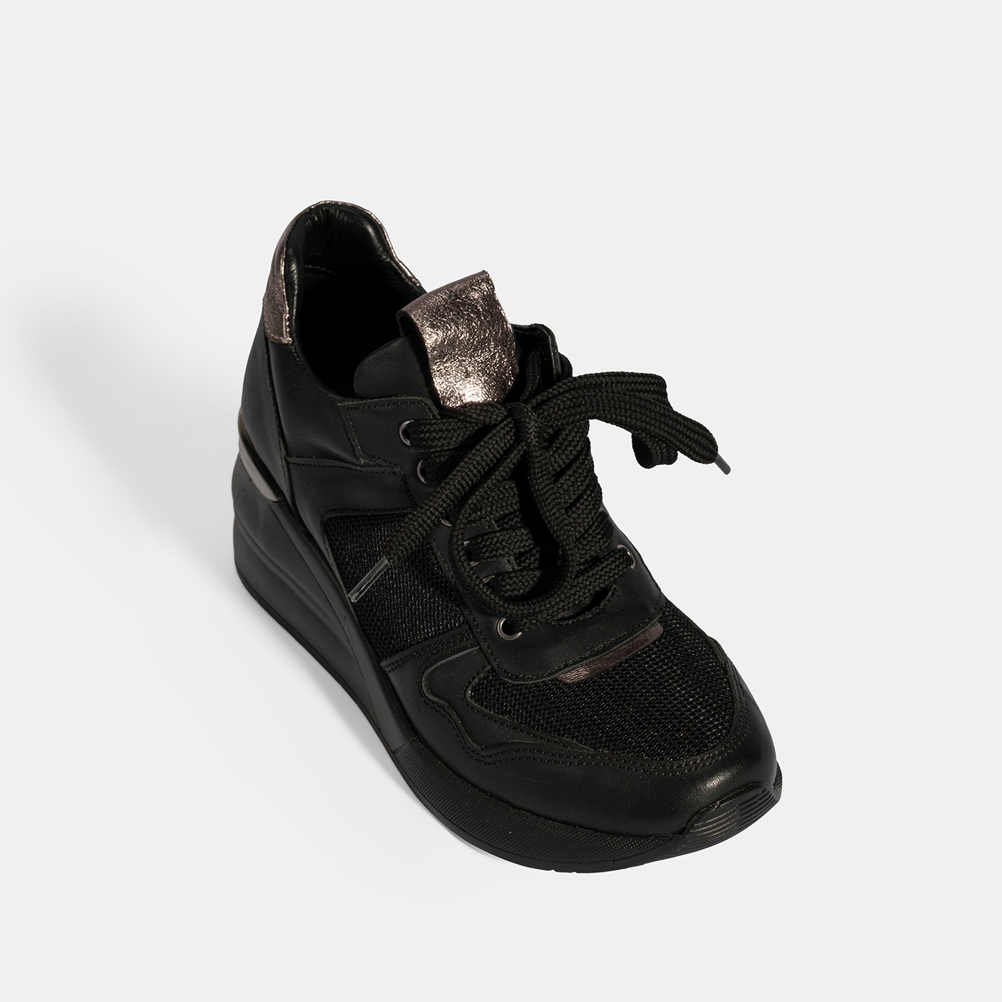 Kadın Siyah Bağcıklı Dolgu Topuklu Spor Ayakkabı