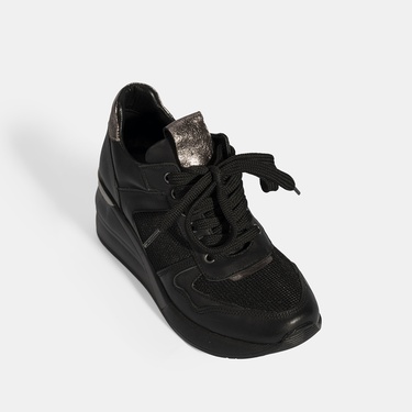  Kadın Siyah Bağcıklı Dolgu Topuklu Spor Ayakkabı