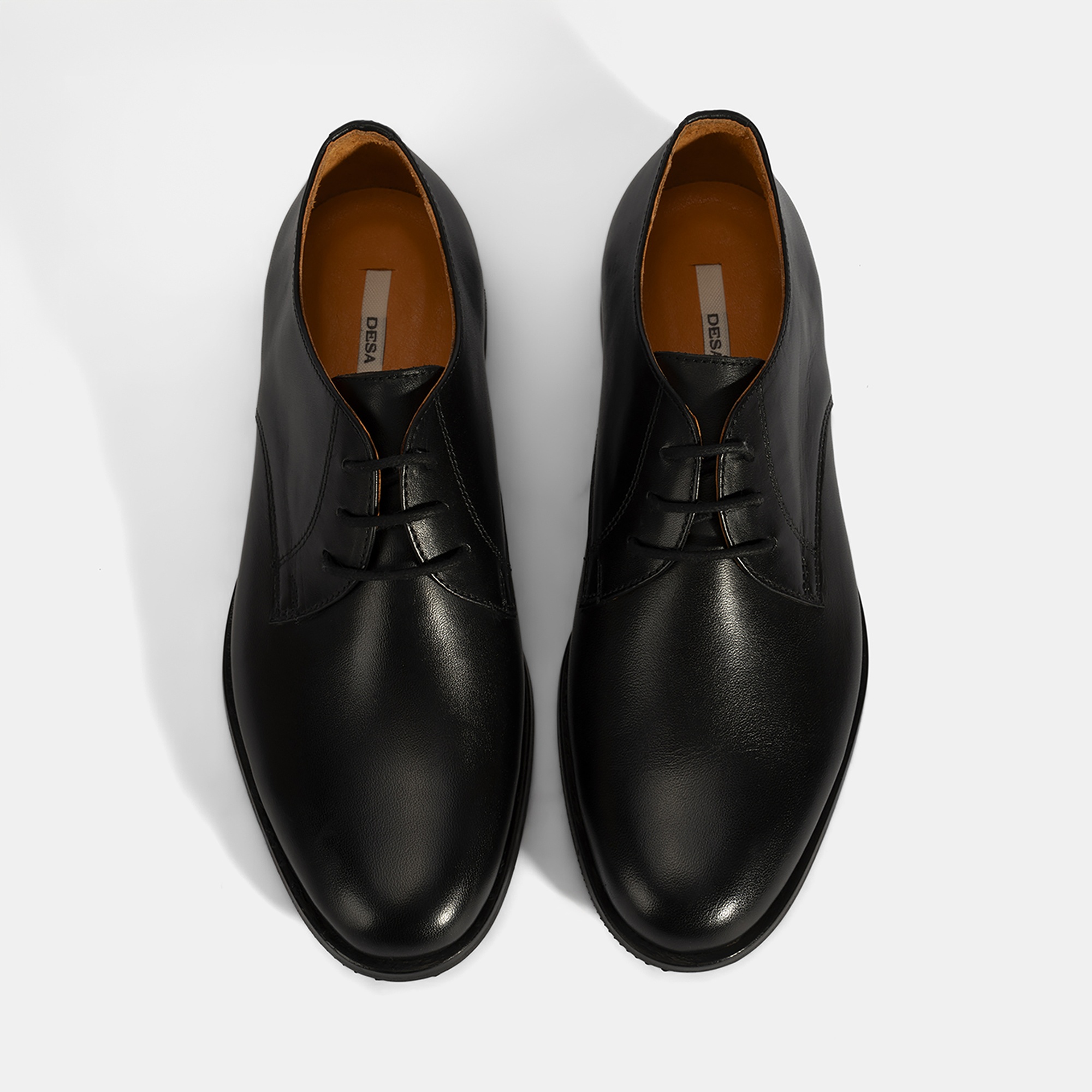 Kadın Siyah Bağcıklı Klasik Deri Ayakkabı