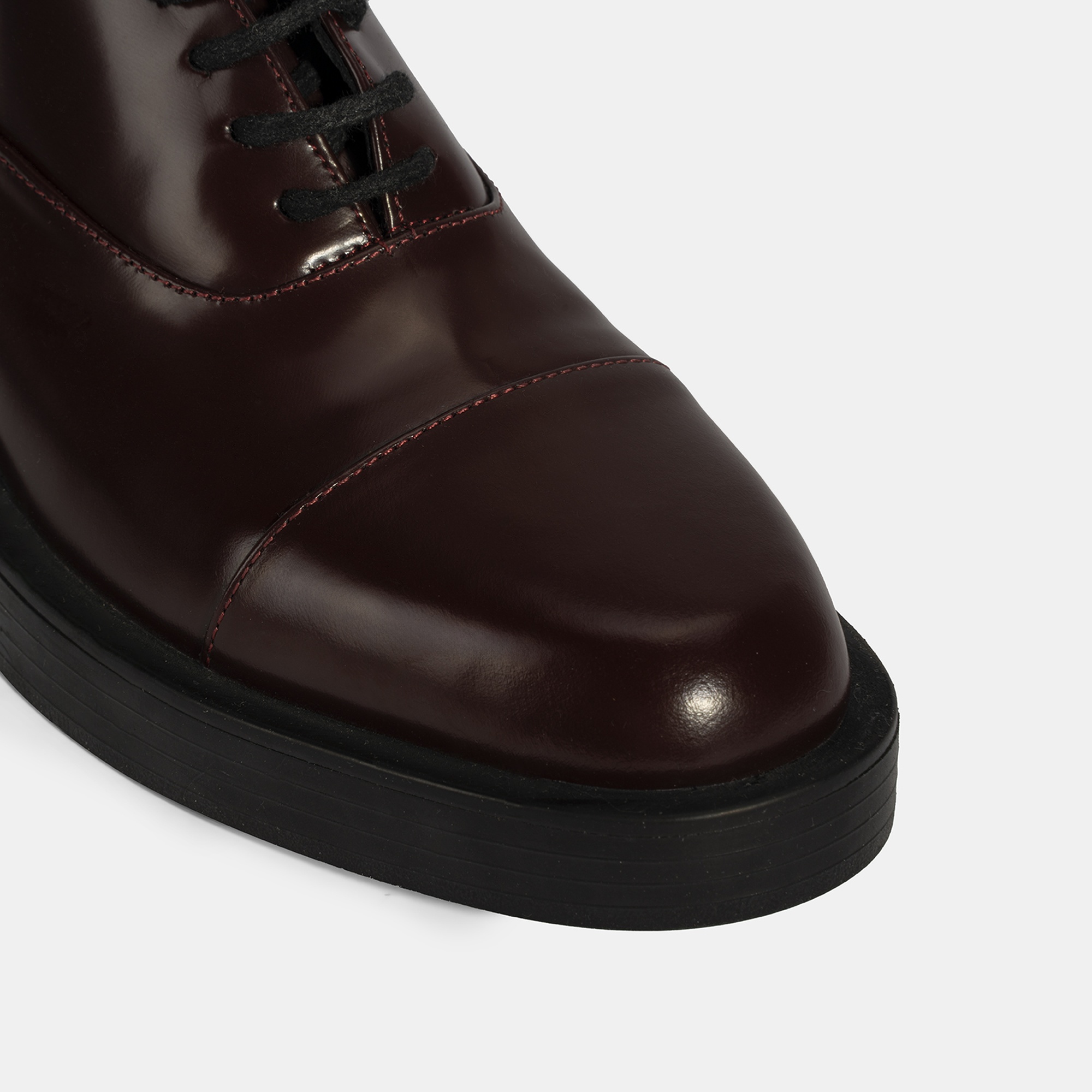 Kadın Bordo Bağcıklı Klasik Deri Ayakkabı