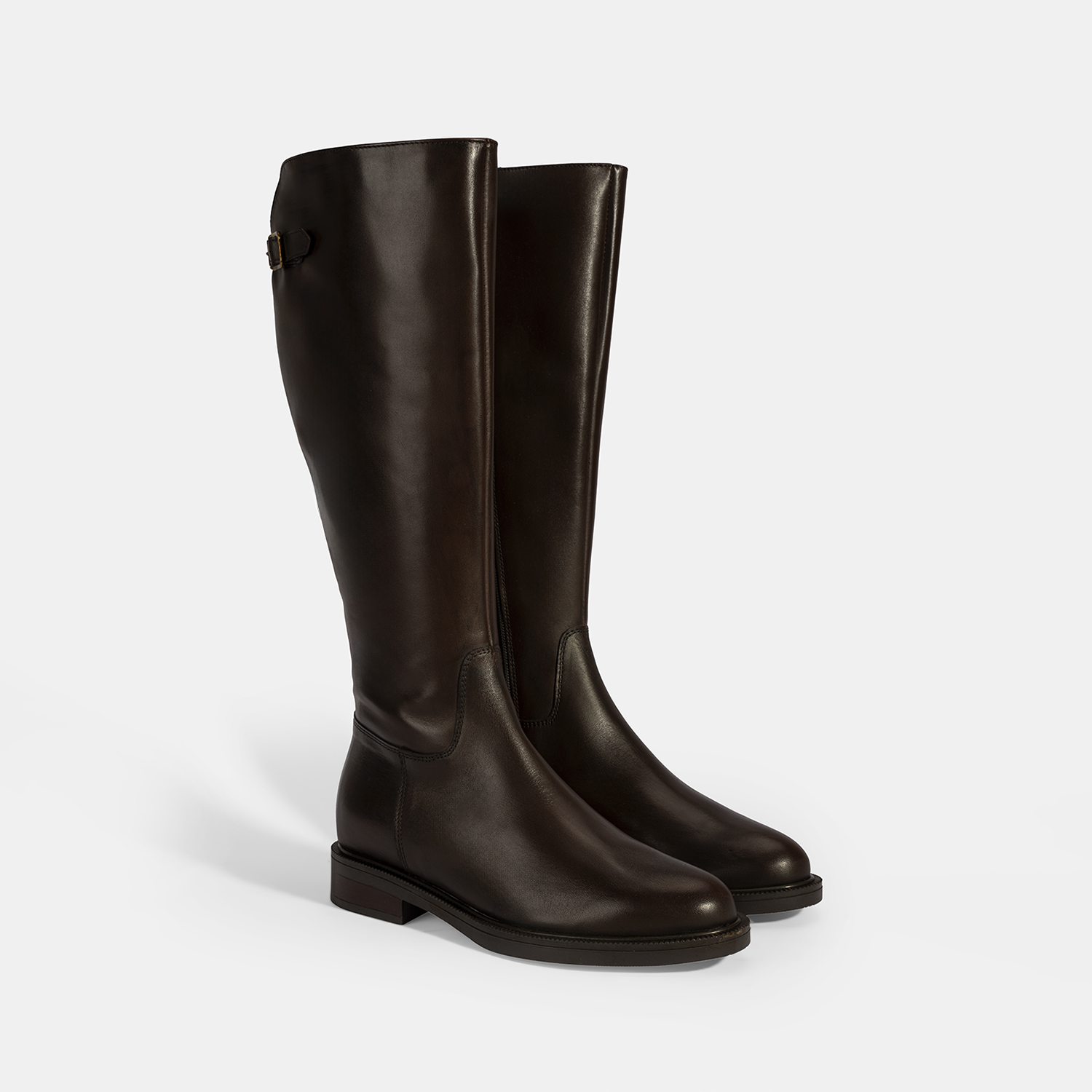  Kadın Kahve Metal Toka Detaylı Deri Çizme