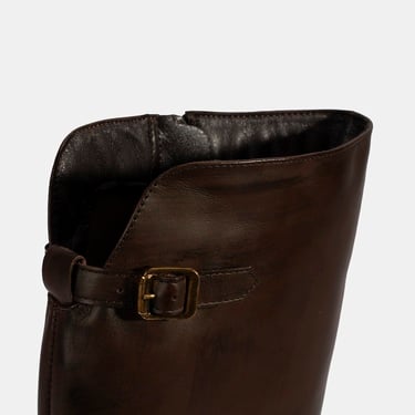  Kadın Kahve Metal Toka Detaylı Deri Çizme