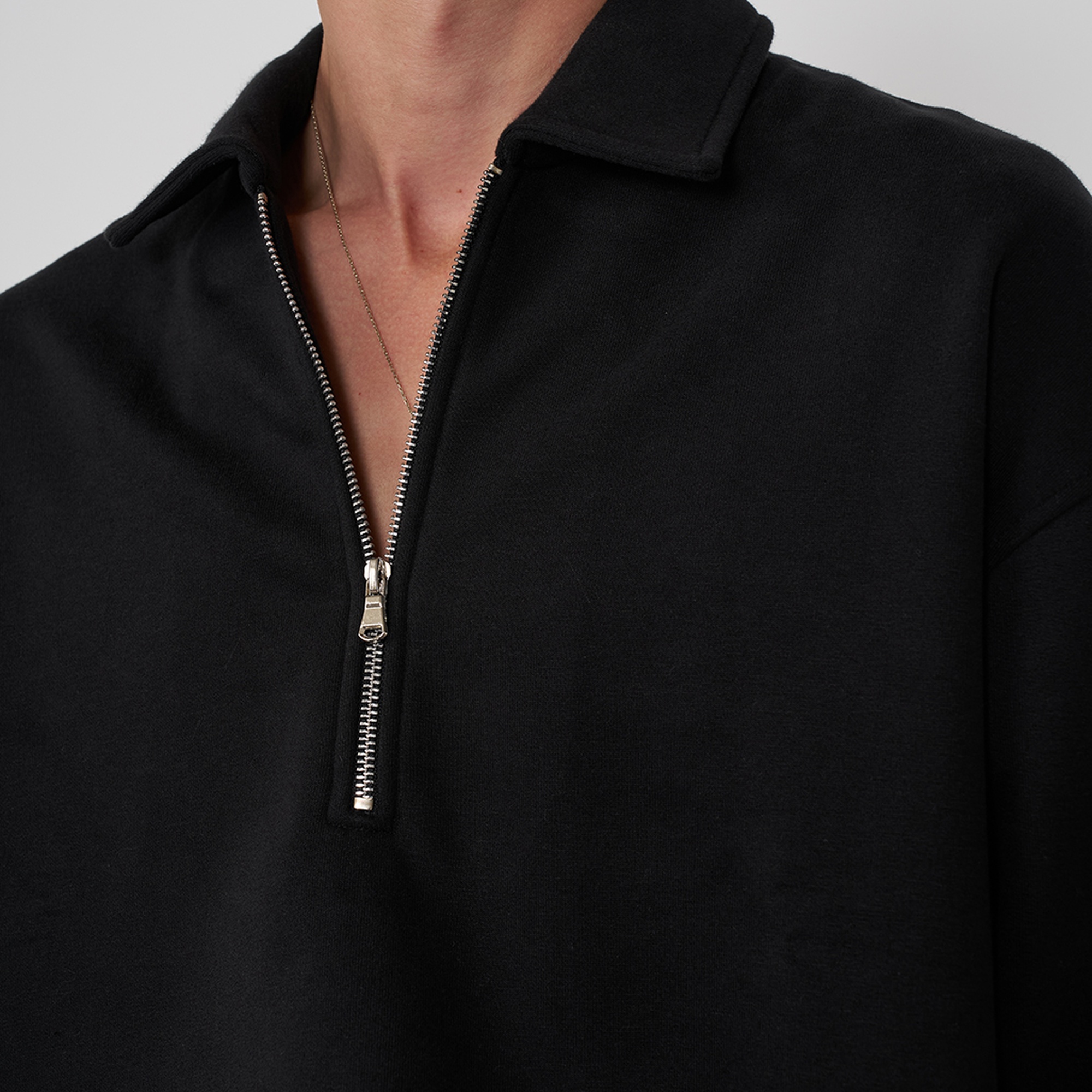 Fermuarlı Polo Yaka Sweatshirt