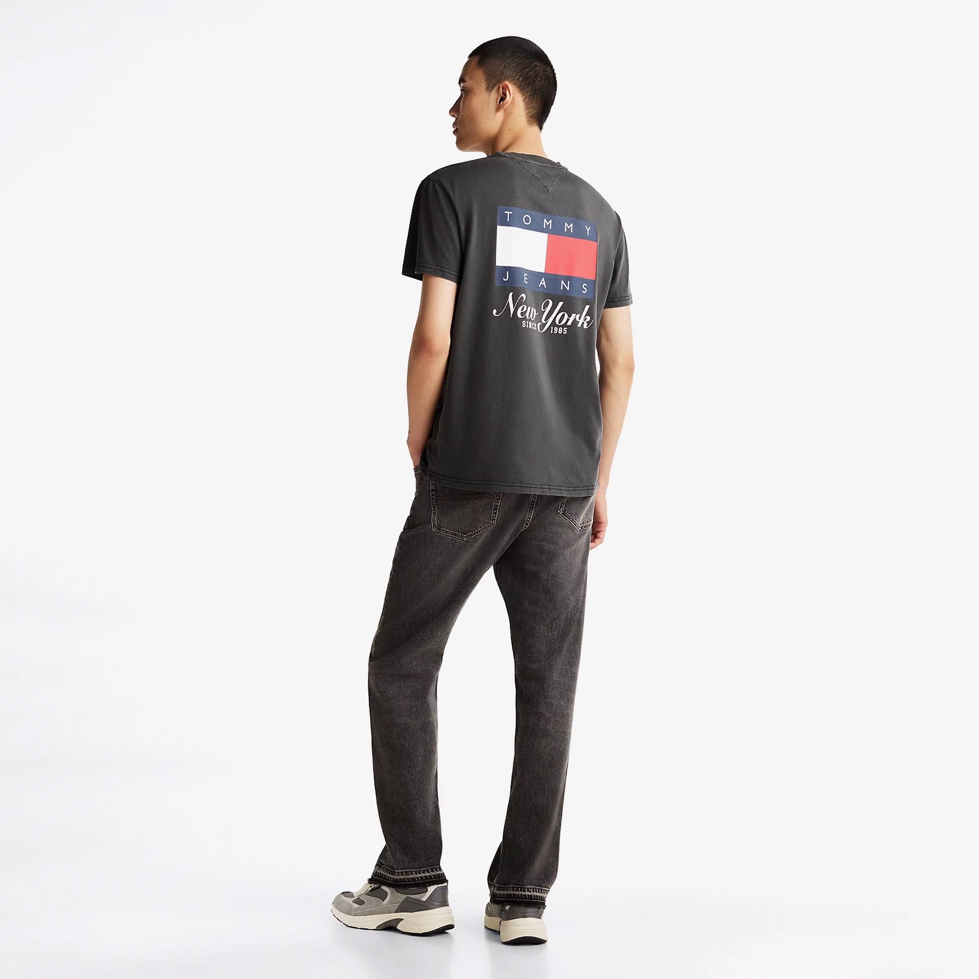 Tommy Jeans Reg Heritage Flag Ext Erkek Siyah T-Shirt