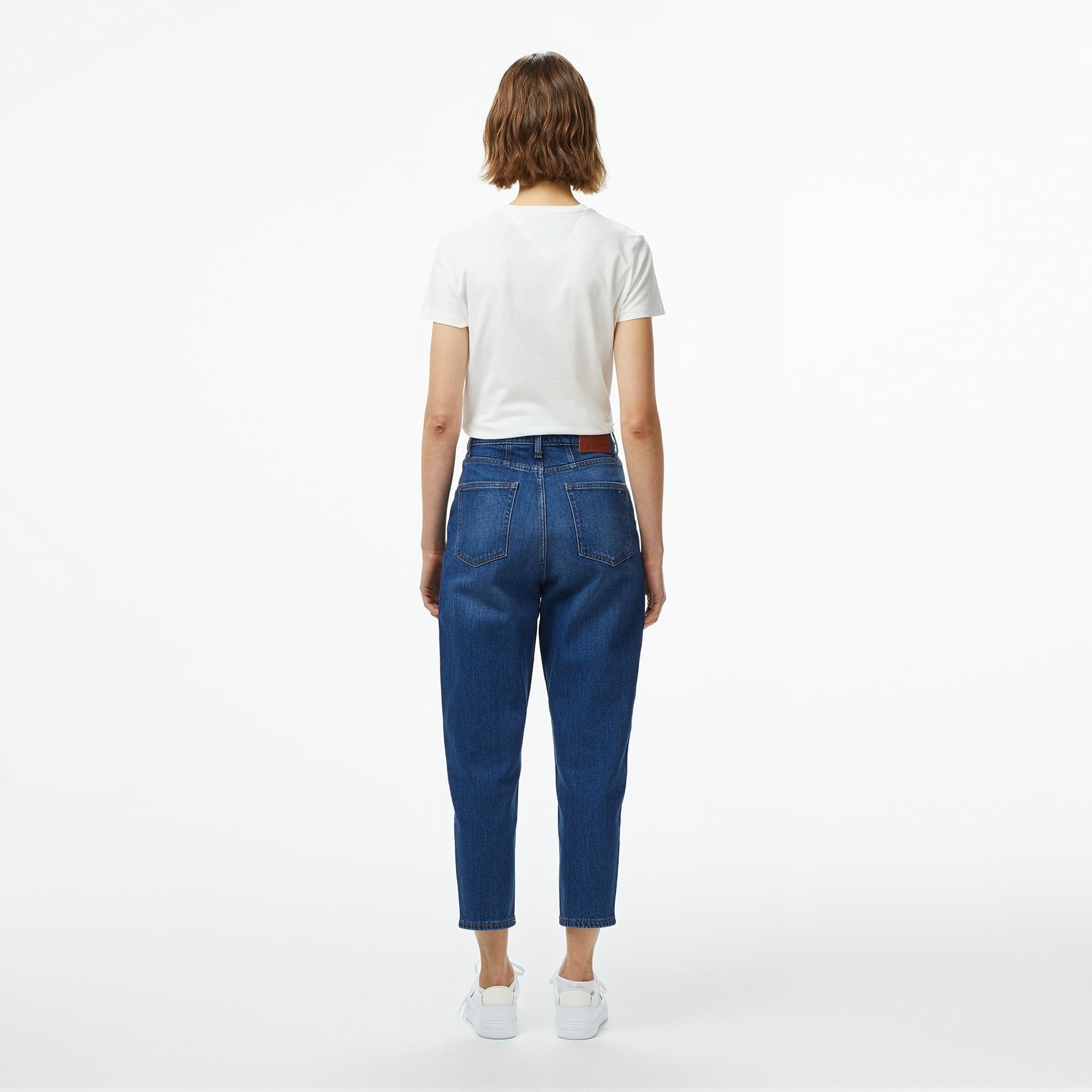 Tommy Jeans Mom Kadın Mavi Jean Pantolon