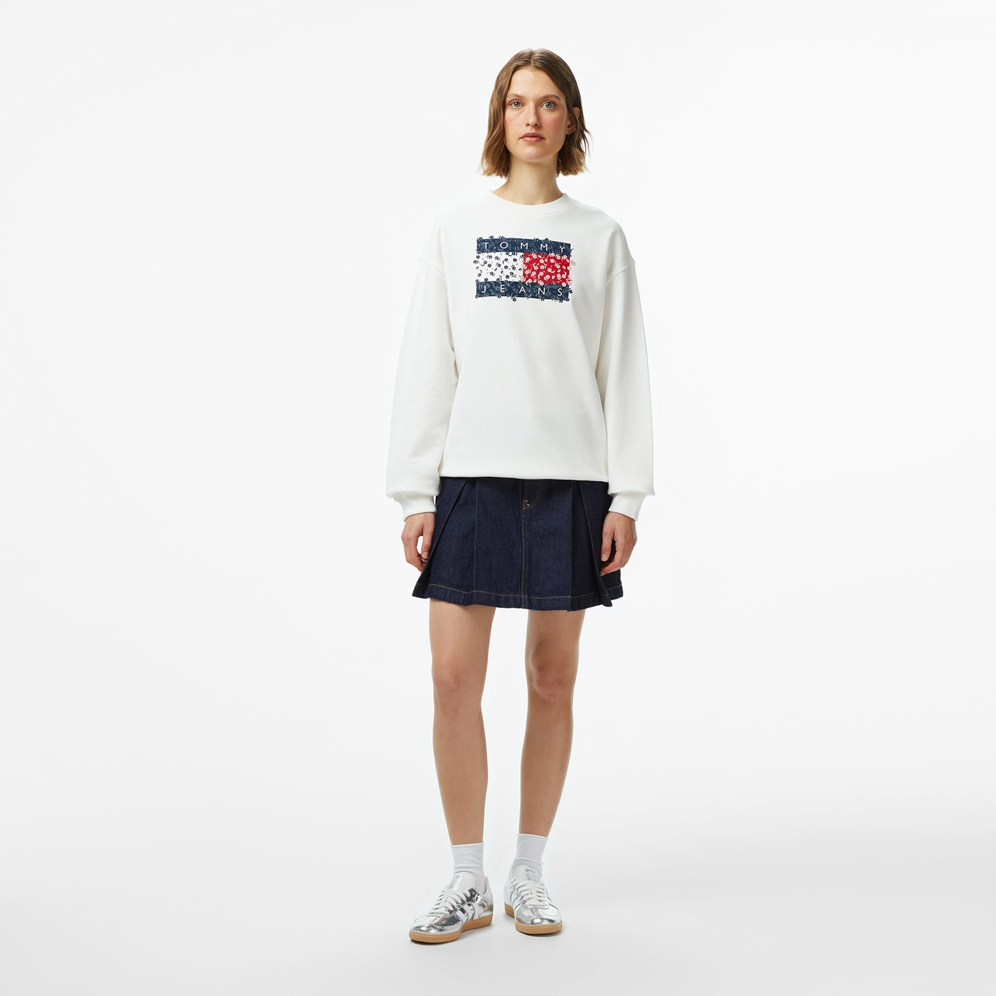 Tommy Jeans Relax Floral Flag Kadın Beyaz Sweatshirt